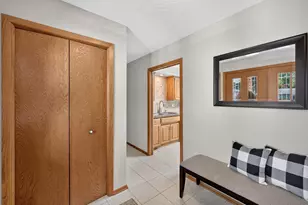 4409 Flag Ave N, New Hope, MN 55428 - Photo 6