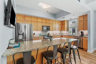 633 Dayton Ave, Saint Paul, MN 55104 - Photo 10