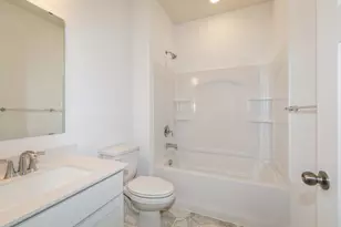 5202 Long Pointe Bay, Woodbury, MN 55129 - Photo 12