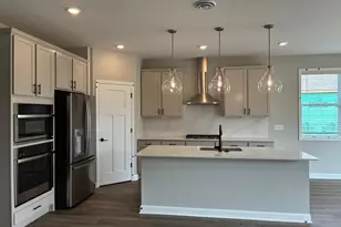 5202 Long Pointe Bay, Woodbury, MN 55129 - Photo 2
