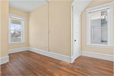 2222 Girard Avenue N, Minneapolis, MN 55411 - Photo 2