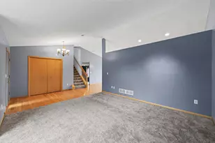 12628 Dutch Ct, Apple Valley, MN 55124 - Photo 6
