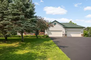 23322 Isanti St NE, Bethel, MN 55005 - Photo 10