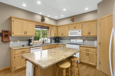 23322 Isanti Street NE, Bethel, MN 55005 - Photo 22