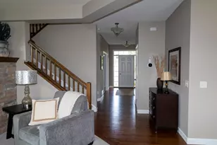 1364 Ridge Ln, Shakopee, MN 55379 - Photo 6