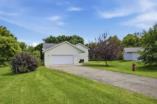 301 Lakeview Dr, Lake Park, MN 56554 - Photo 2