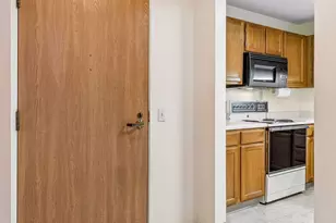500 County Road B W, Roseville, MN 55113 - Photo 6