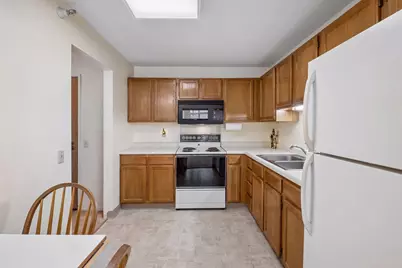 500 County Road B W #235, Roseville, MN 55113 - Photo 12