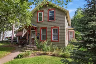 364 W Sanborn St, Winona, MN 55987 - Photo 1
