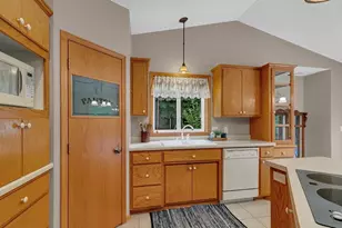1004 Oak Pond Dr, Sartell, MN 56377 - Photo 8