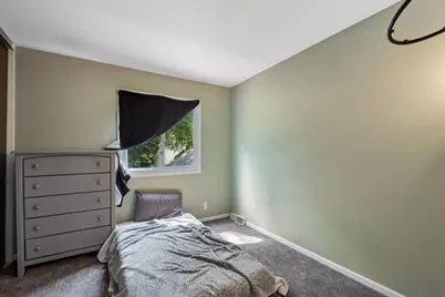 4872 Grenwich Trail N, Oakdale, MN 55128 - Photo 12