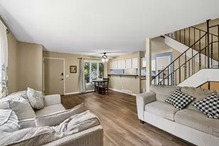 4872 Grenwich Trail N, Oakdale, MN 55128 - Photo 6