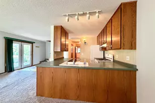 142 Red Wing Ave S, Red Wing, MN 55066 - Photo 16