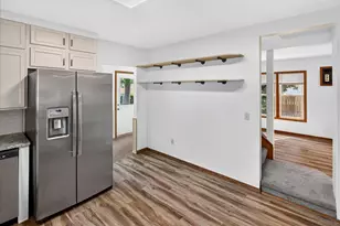 2207 Holloway Ave E, North Saint Paul, MN 55109 - Photo 26