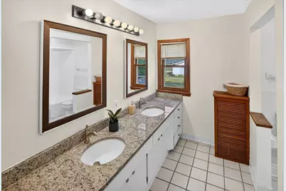 2207 Holloway Avenue E, North Saint Paul, MN 55109 - Photo 34