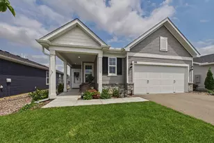 196 Liberty Heights Dr, Chaska, MN 55318 - Photo 2