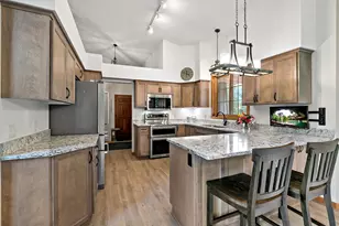 7135 167th St E, Prior Lake, MN 55372 - Photo 4