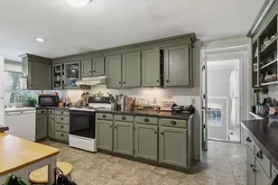 1001 13th St SE, Menomonie, WI 54751 - Photo 4