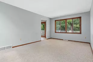 5915 Hidden Oaks Cir SE, Prior Lake, MN 55372 - Photo 6