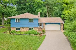 5915 Hidden Oaks Cir SE, Prior Lake, MN 55372 - Photo 2
