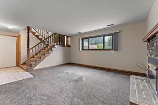 560 Donegal Cir, Shoreview, MN 55126 - Photo 12