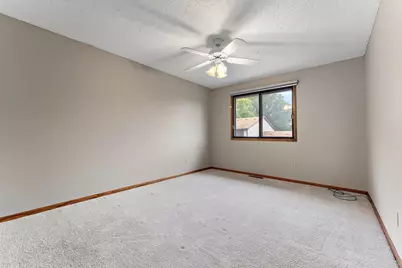 560 Donegal Circle, Shoreview, MN 55126 - Photo 16