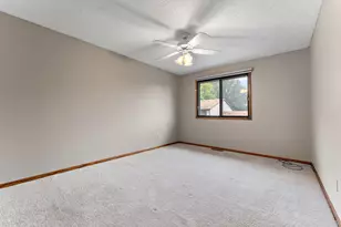 560 Donegal Cir, Shoreview, MN 55126 - Photo 16