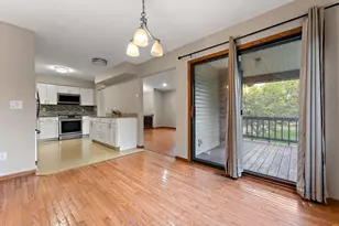 560 Donegal Cir, Shoreview, MN 55126 - Photo 4