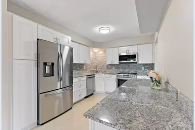560 Donegal Circle, Shoreview, MN 55126 - Photo 2