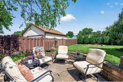 132 Spruce Street W, South Saint Paul, MN 55075 - Photo 10