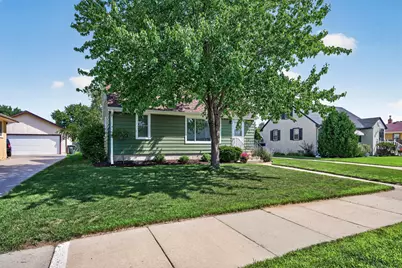 132 Spruce Street W, South Saint Paul, MN 55075 - Photo 30