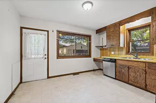 5647 Wood Ln, Saint Louis Park, MN 55436 - Photo 14