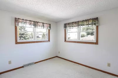 1470 5th Avenue, Baldwin, WI 54002 - Photo 14