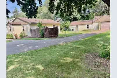 605 Tanglewood Drive, Shoreview, MN 55126 - Photo 2