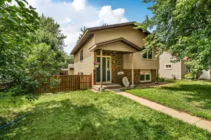 1209 2nd Ave S, Sauk Rapids, MN 56379 - Photo 2