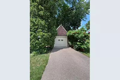 628 Grant Avenue, North Mankato, MN 56003 - Photo 6