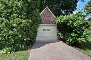 628 Grant Ave, North Mankato, MN 56003 - Photo 6