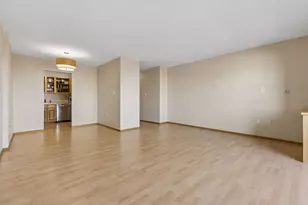 400 Groveland Ave, Minneapolis, MN 55403 - Photo 12