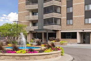 400 Groveland Ave, Minneapolis, MN 55403 - Photo 24