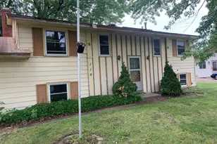 116 Hayes Rd, Apple Valley, MN 55124 - Photo 2