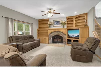 23601 Rockney Street NE, Bethel, MN 55005 - Photo 10