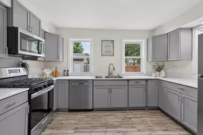 4051 Bryant Avenue N, Minneapolis, MN 55412 - Photo 4