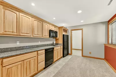1110 Southern Hills Lane SW, Rochester, MN 55902 - Photo 44