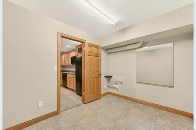 1110 Southern Hills Lane SW, Rochester, MN 55902 - Photo 48