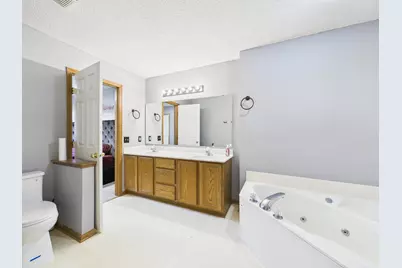 1853 Riverwood Drive #4, Burnsville, MN 55337 - Photo 12