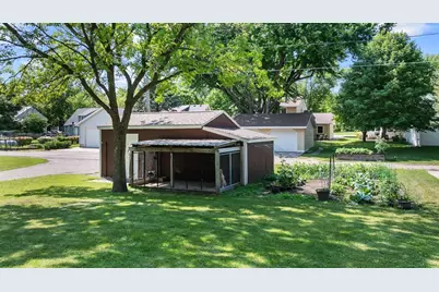409 N Monroe Street, Minneota, MN 56264 - Photo 6