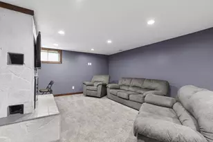 409 N Monroe St, Minneota, MN 56264 - Photo 40