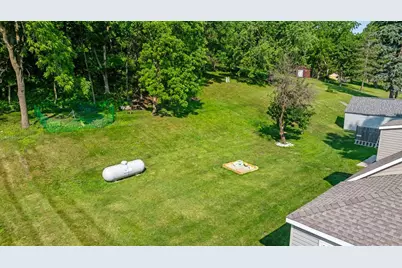 218 Grant Street S, Lake Benton, MN 56149 - Photo 8