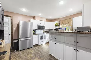 218 Grant Street S, Lake Benton, MN 56149 - Photo 14