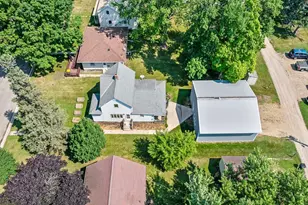 418 N Hubert St, Ivanhoe, MN 56142 - Photo 2
